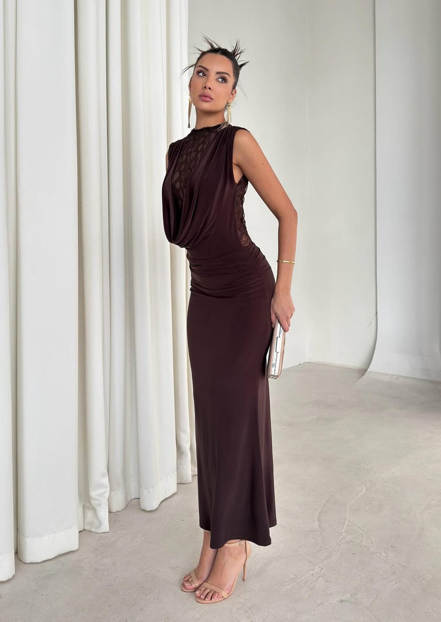 Sleeveless Lace Bodice Ruched Maxi Dress