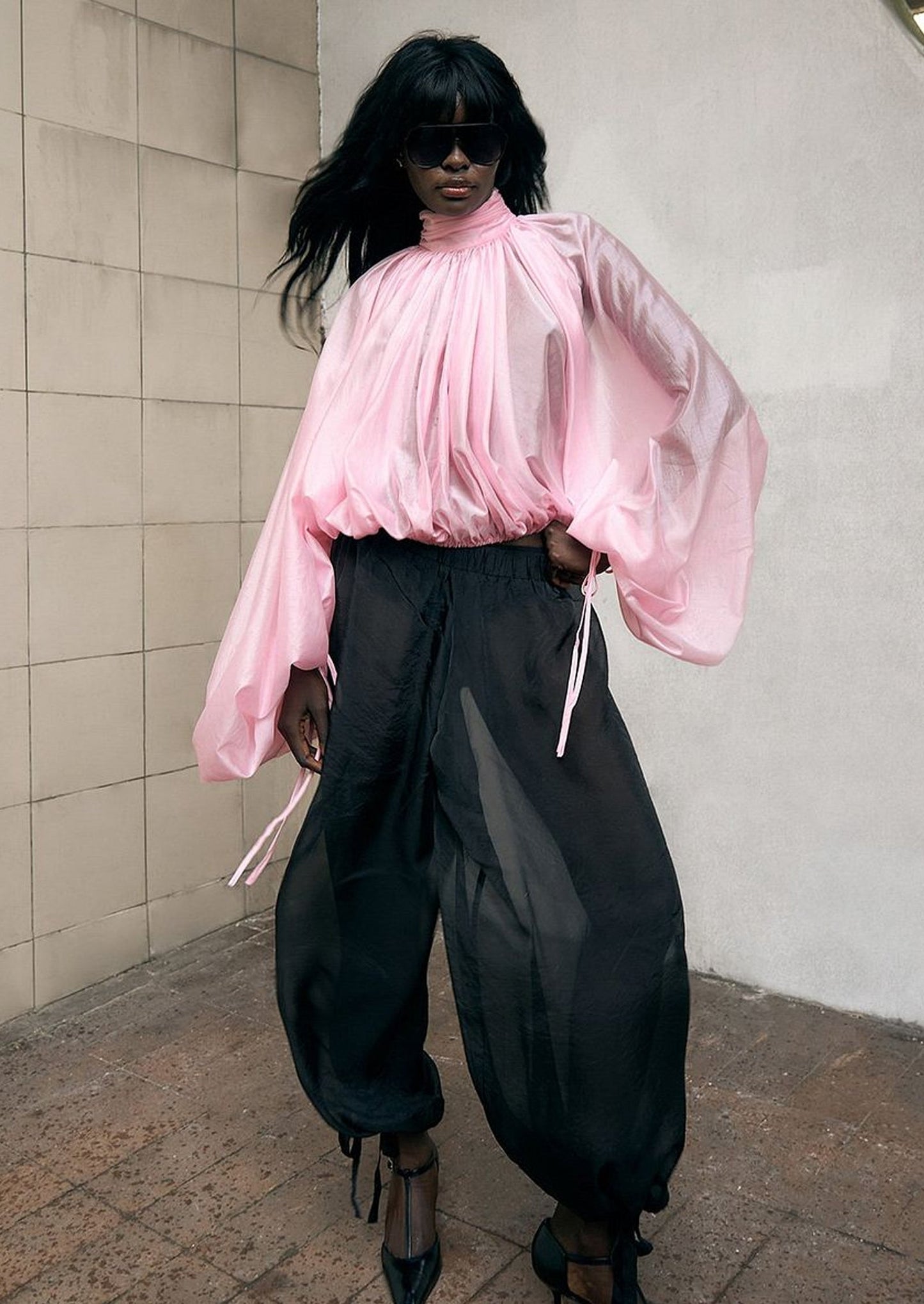 Hexila Balloon Sleeve Volume Blouse In Pink