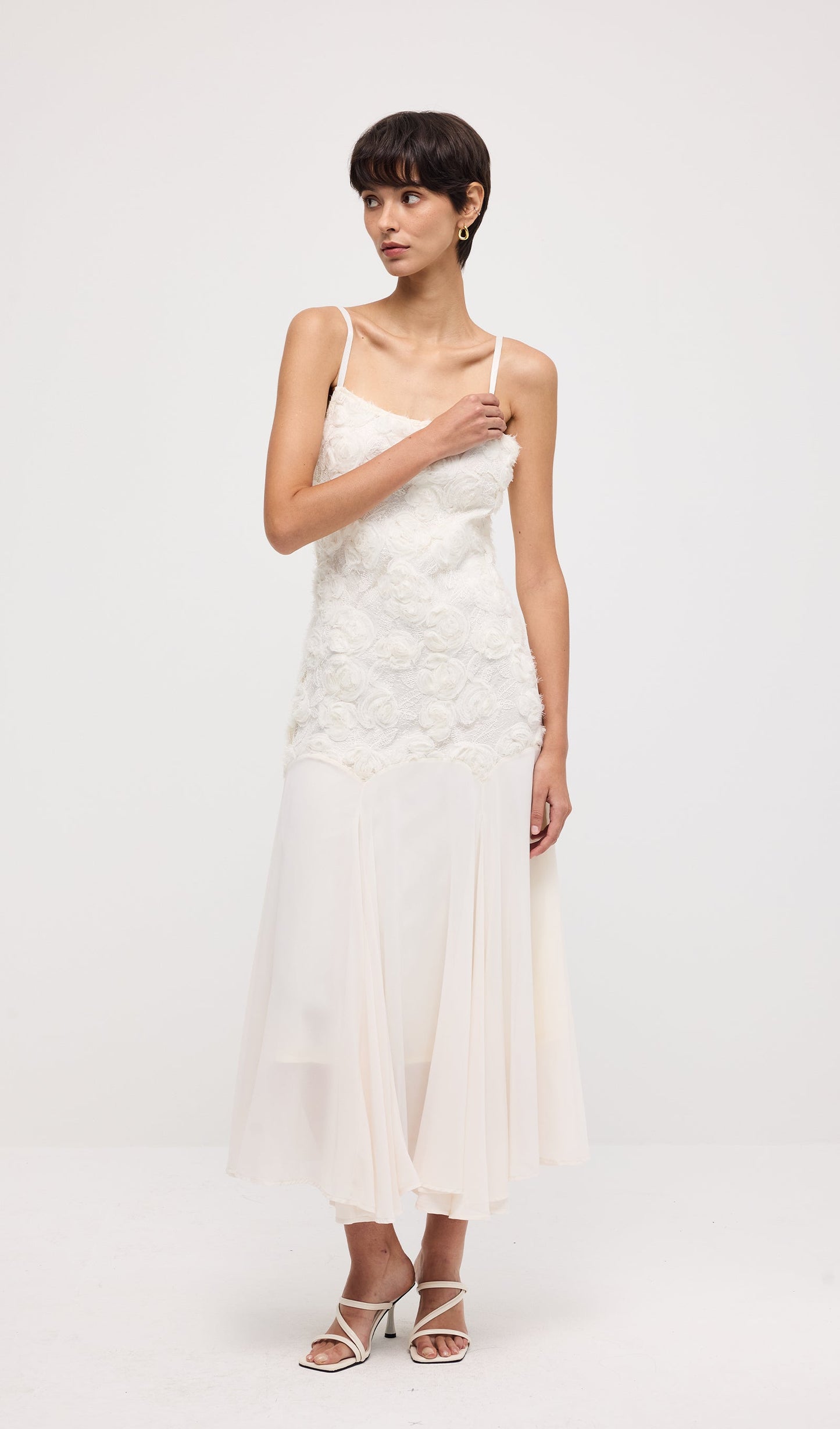 Floral Embroidered Pleated Hem Midi Dress