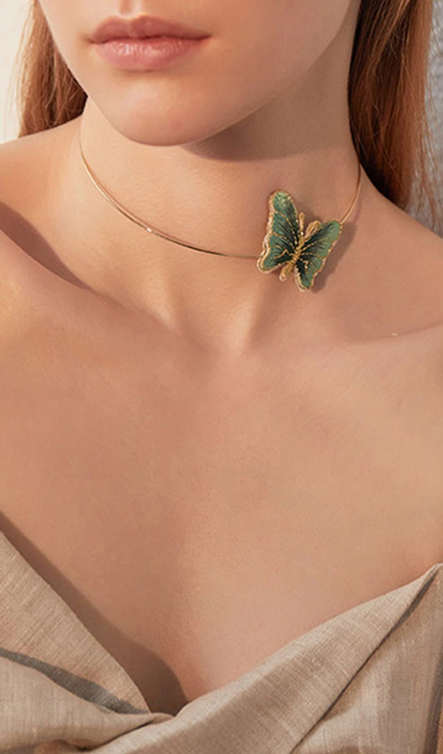 Butterfly Round Choker Necklace