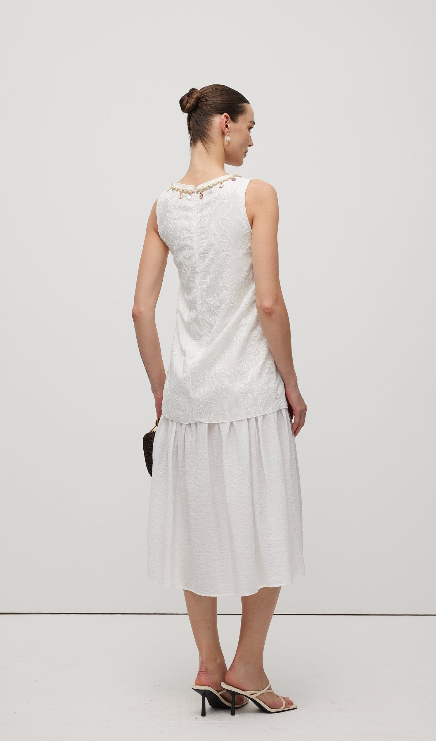 Round Neck With Shell Midi Dress