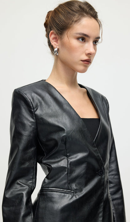 Vegan Leather Blazer In Black