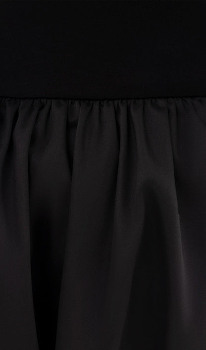 Open Shoulders Balloon Mini Dress-Black