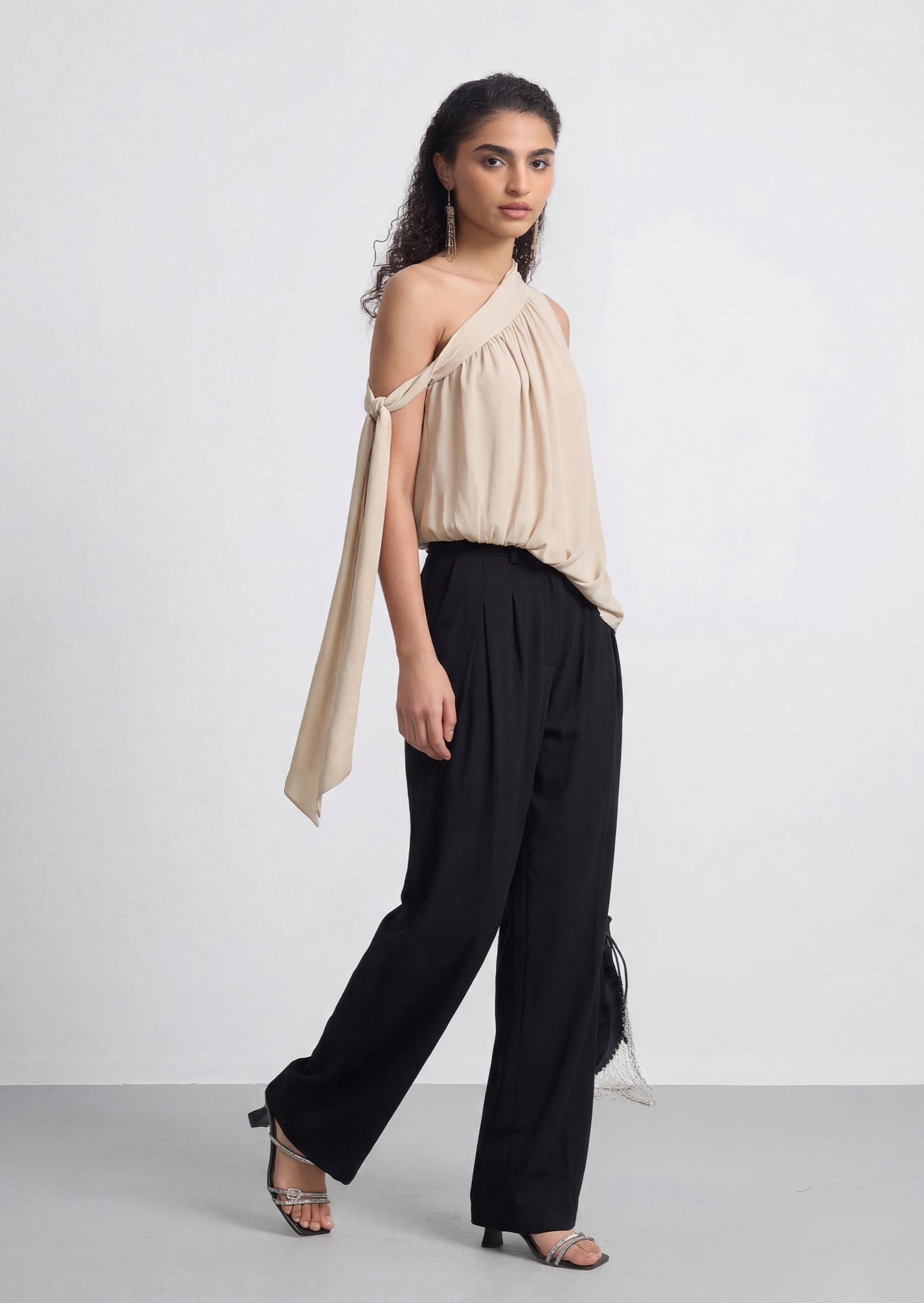 Asymmetrical One Shoulder Ribbon Top