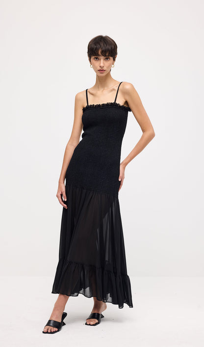 Sleeveless With Gathers Maxi Dress In Black