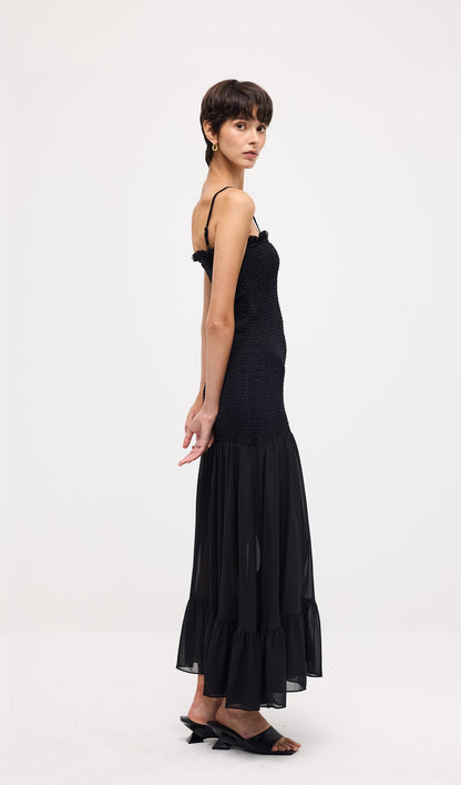 Sleeveless With Gathers Maxi Dress In Black
