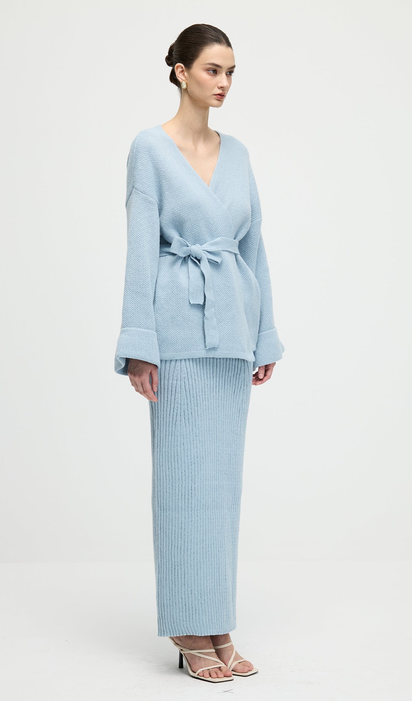 V Neck Waist Tie Knitted Top & Skirt Set