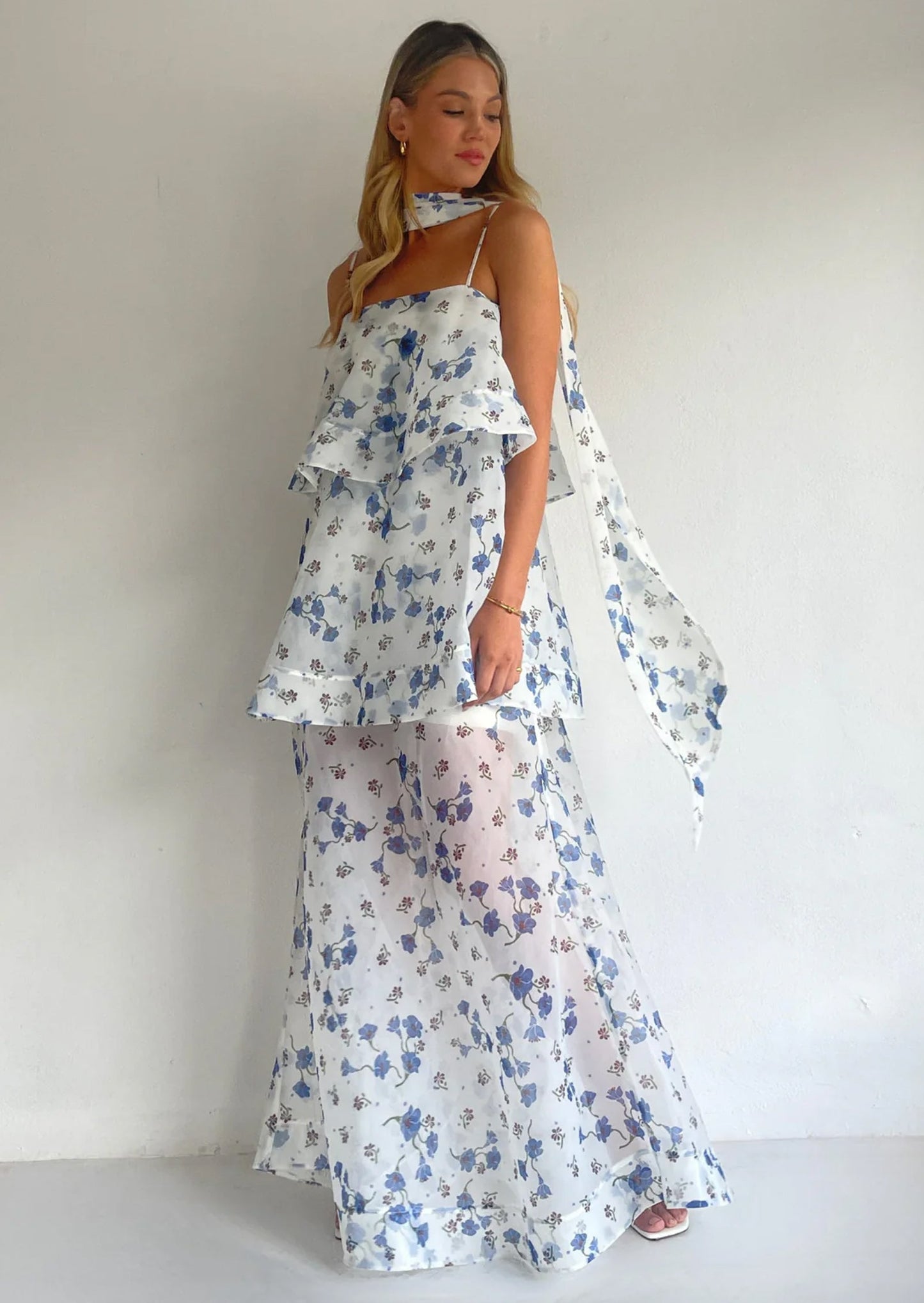 Issy Maxi Dress In Blue Bell