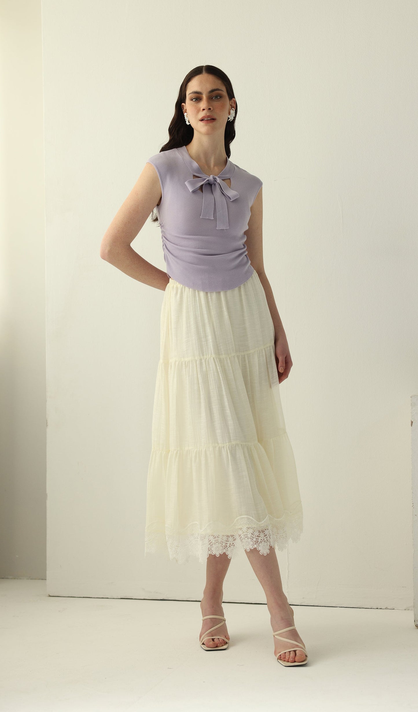 Tie Up Neck Knit Top