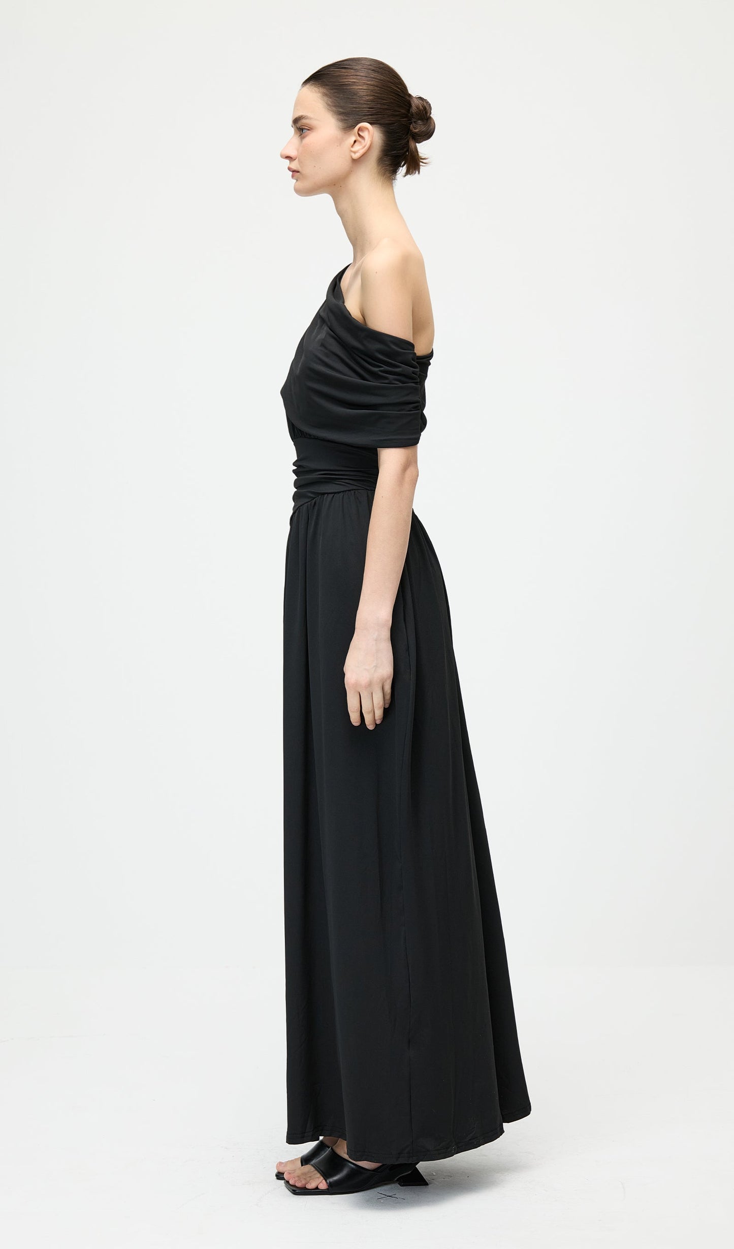 Black Off Shoulder Pleated Maxi Dress