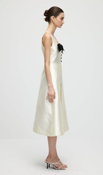 Sleeveless V Neck Bow Midi Dress In White