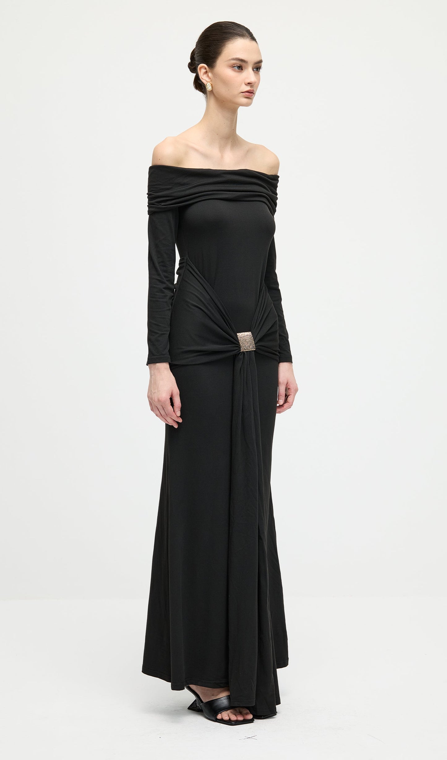Off Shoulder Ruffle Maxi Dress In Black