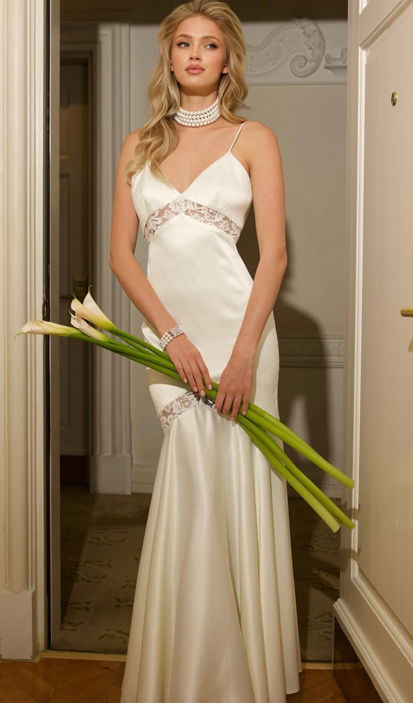Satin V-Neck Slim Fit Fishtail Maxi Dress