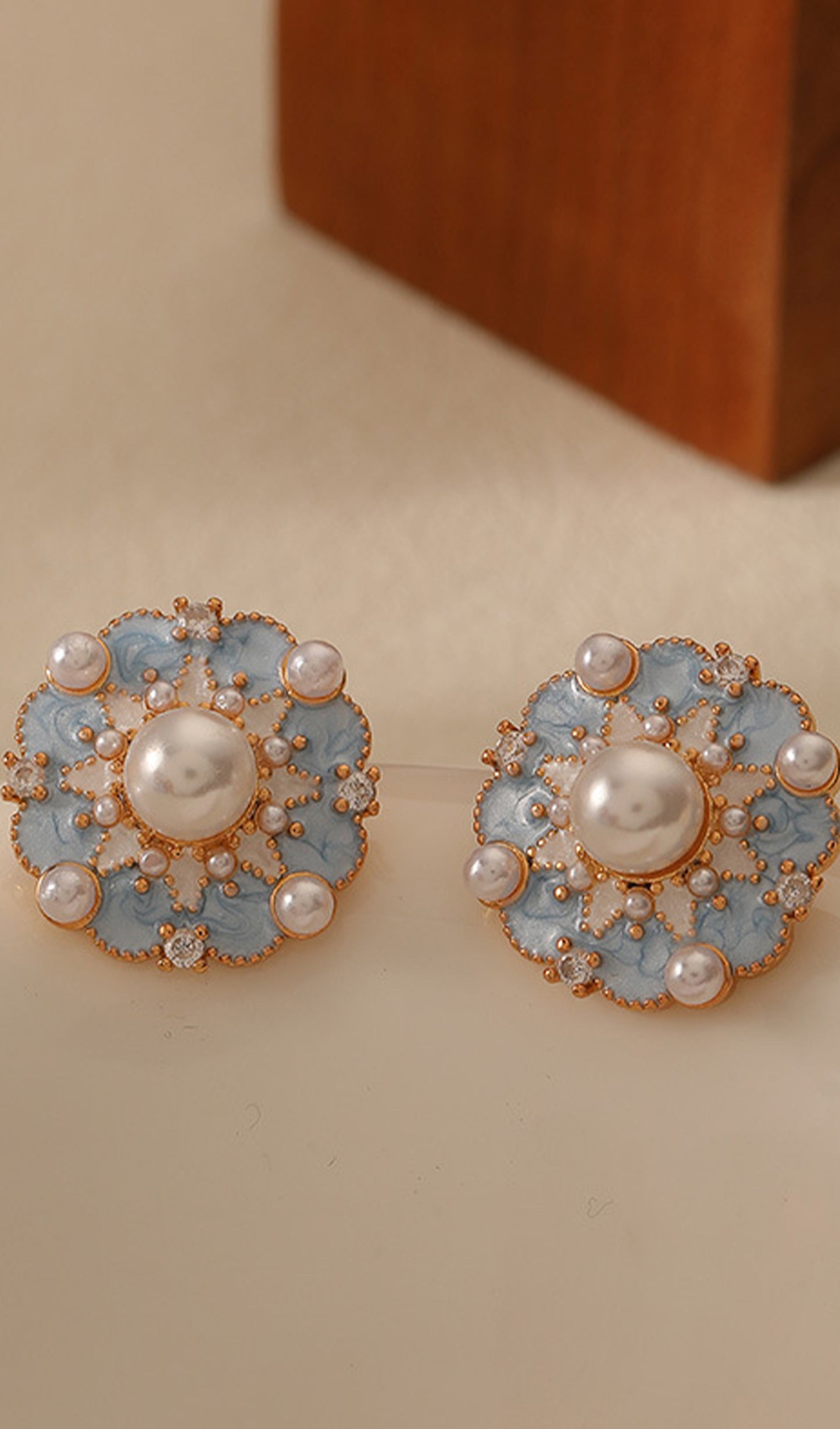 Retro Blue Flower Shape Pearl  Earrings