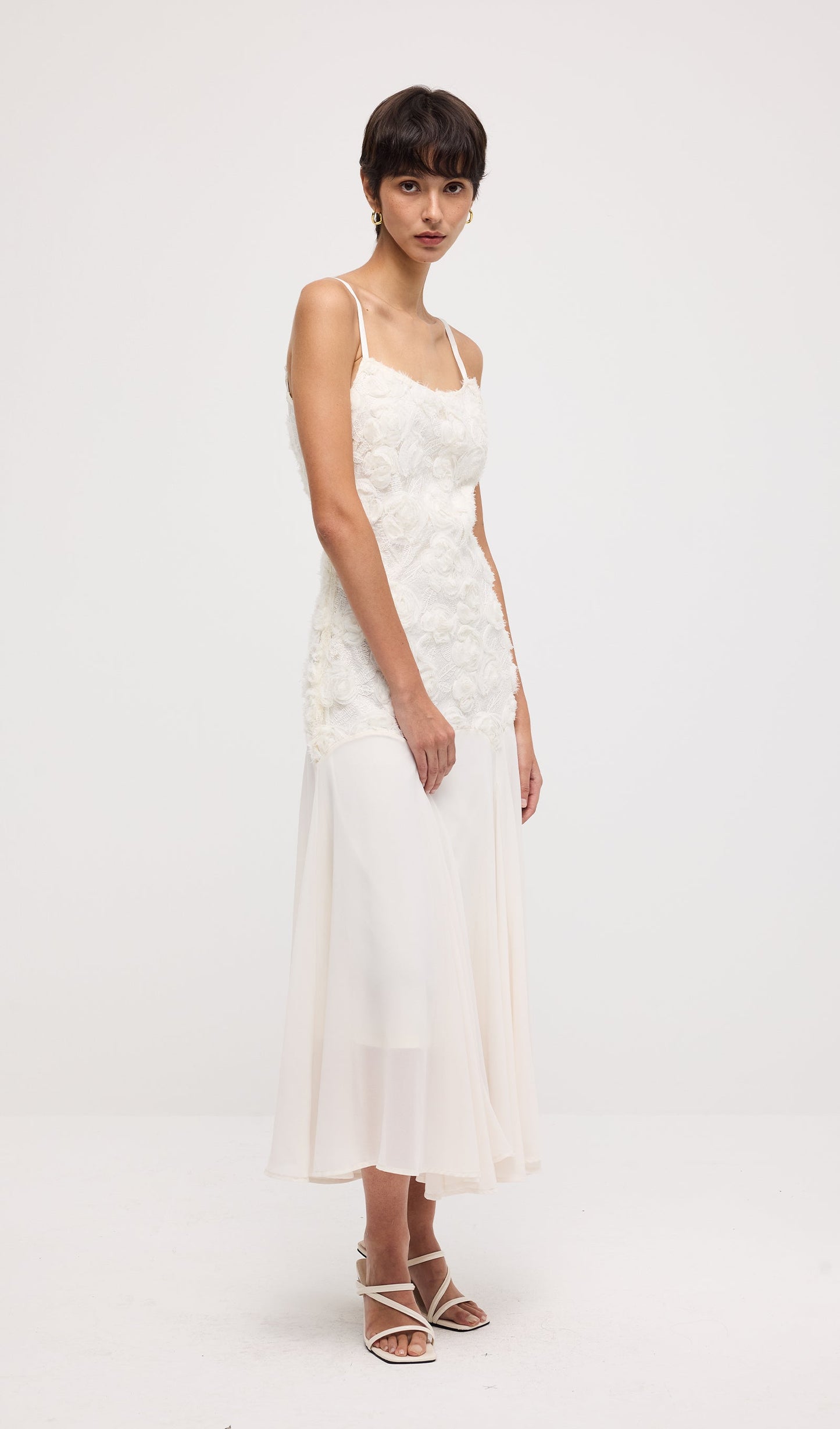 Floral Embroidered Pleated Hem Midi Dress