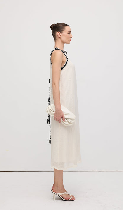 Sleeveless Embroidered Flowers Midi Dress