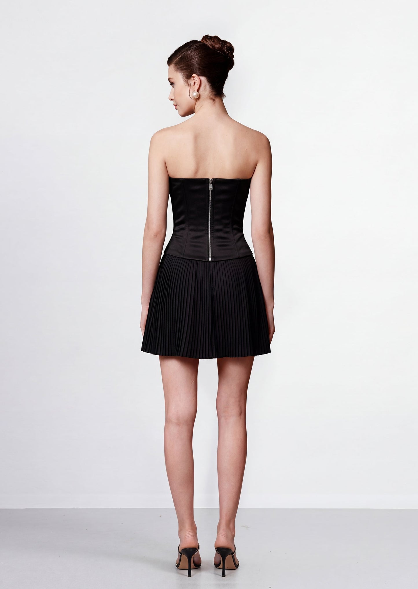 Magda Strapless Ruffled Corset Top In Black