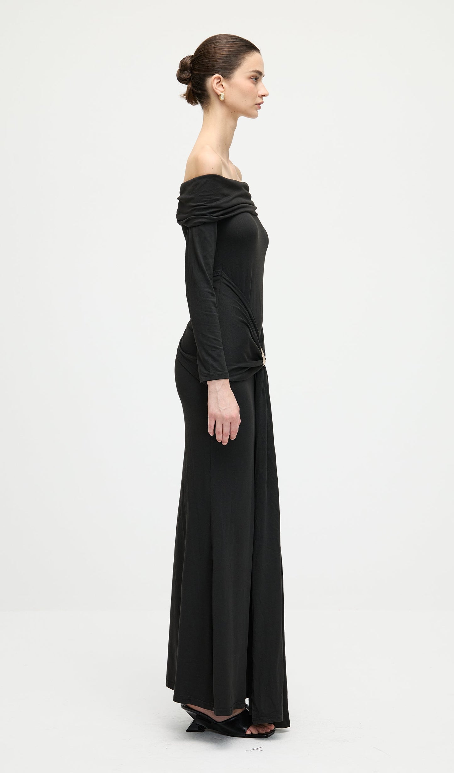 Off Shoulder Ruffle Maxi Dress In Black