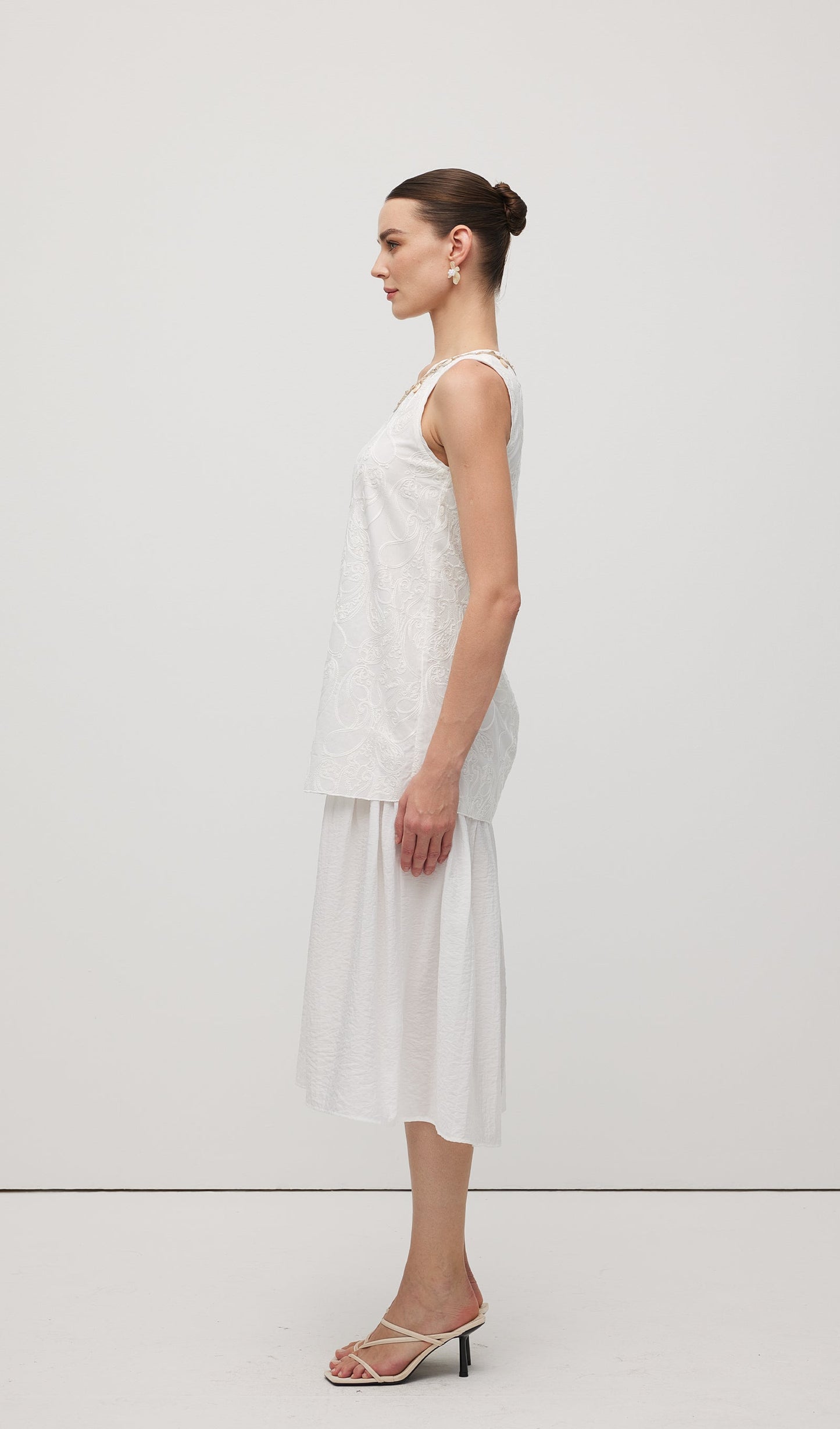 Round Neck With Shell Midi Dress