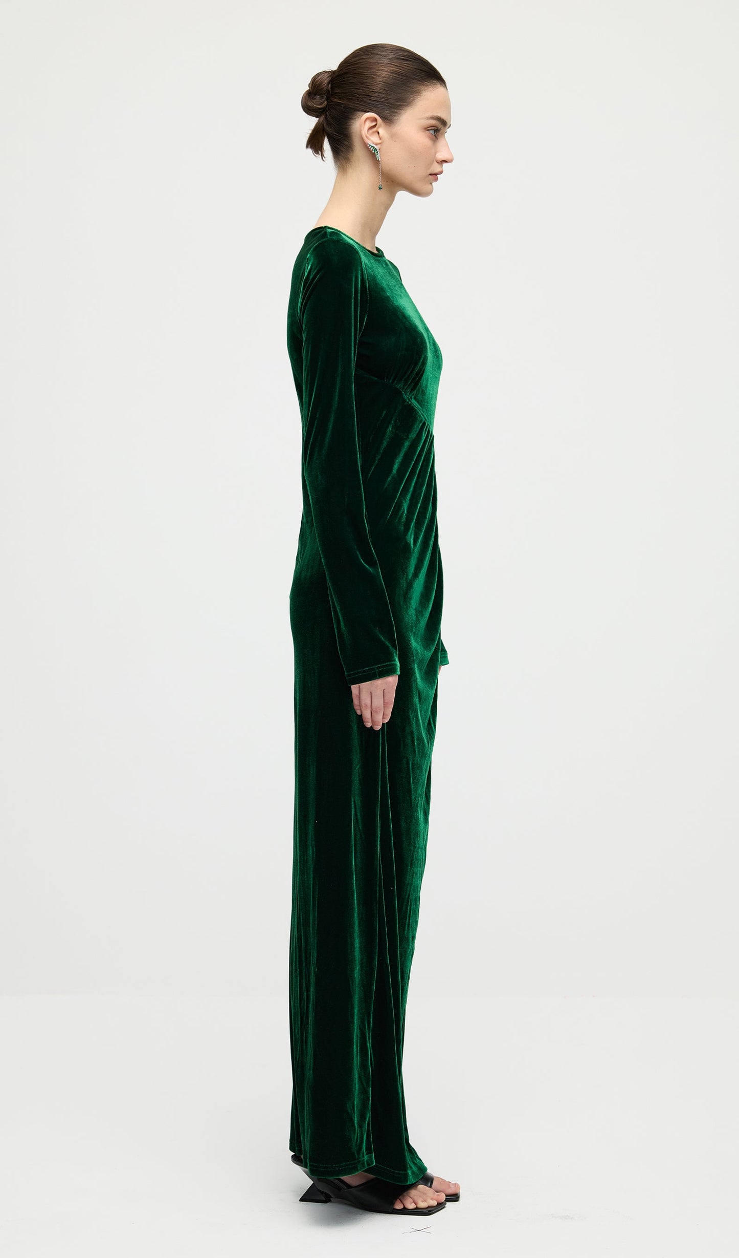 Long Sleeved Gathers  Maxi Dress In Dark Green