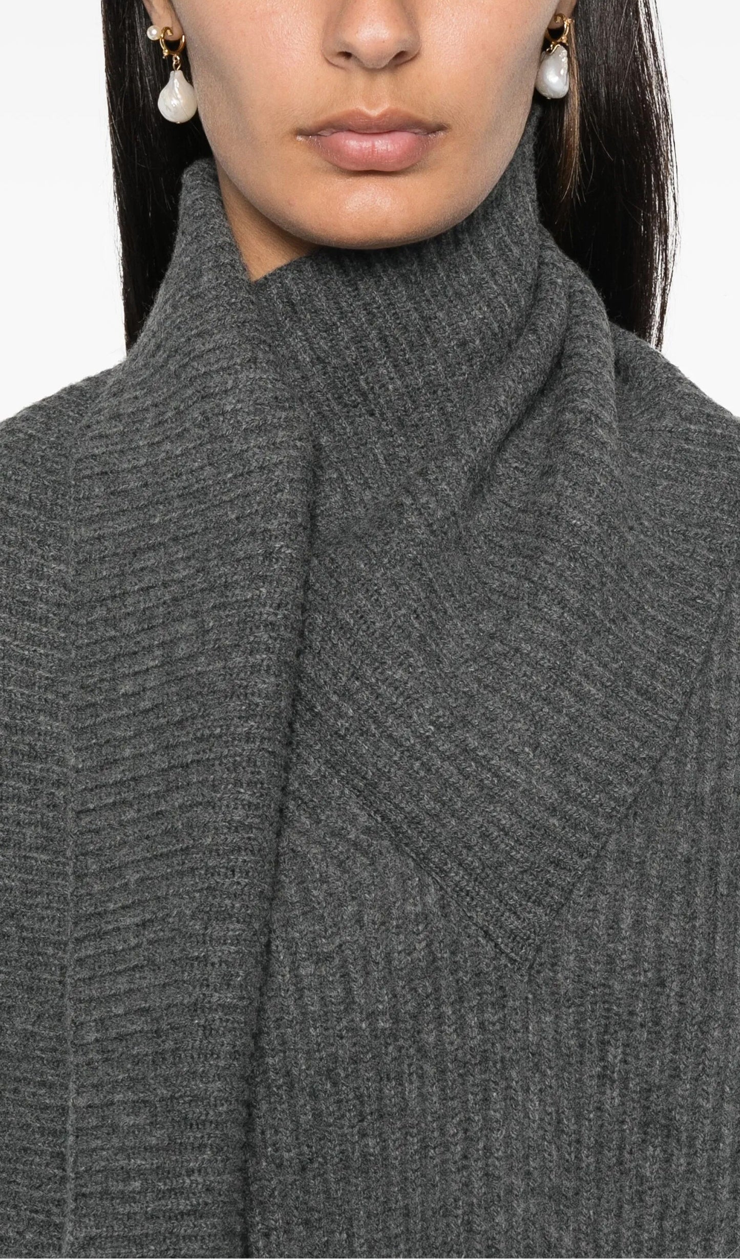 Ribbed-Knit Wool Scarf Sweater In Deep Grey