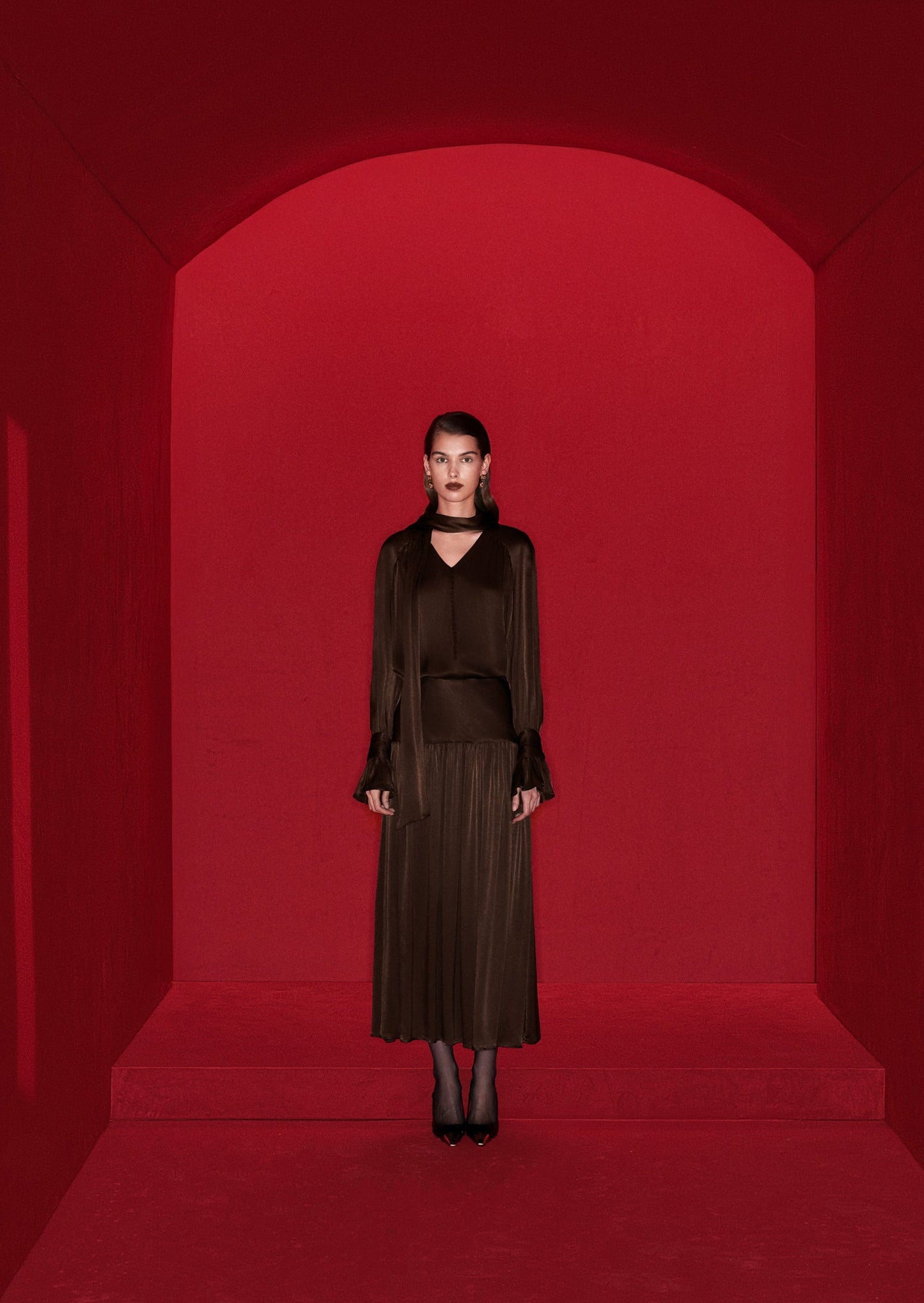 Viscose Midi Dress With Matching Ribbon Scarf In Brown