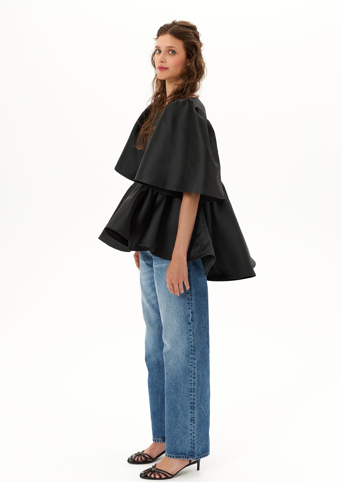 Puff Sleeve Ruffle Top In Black