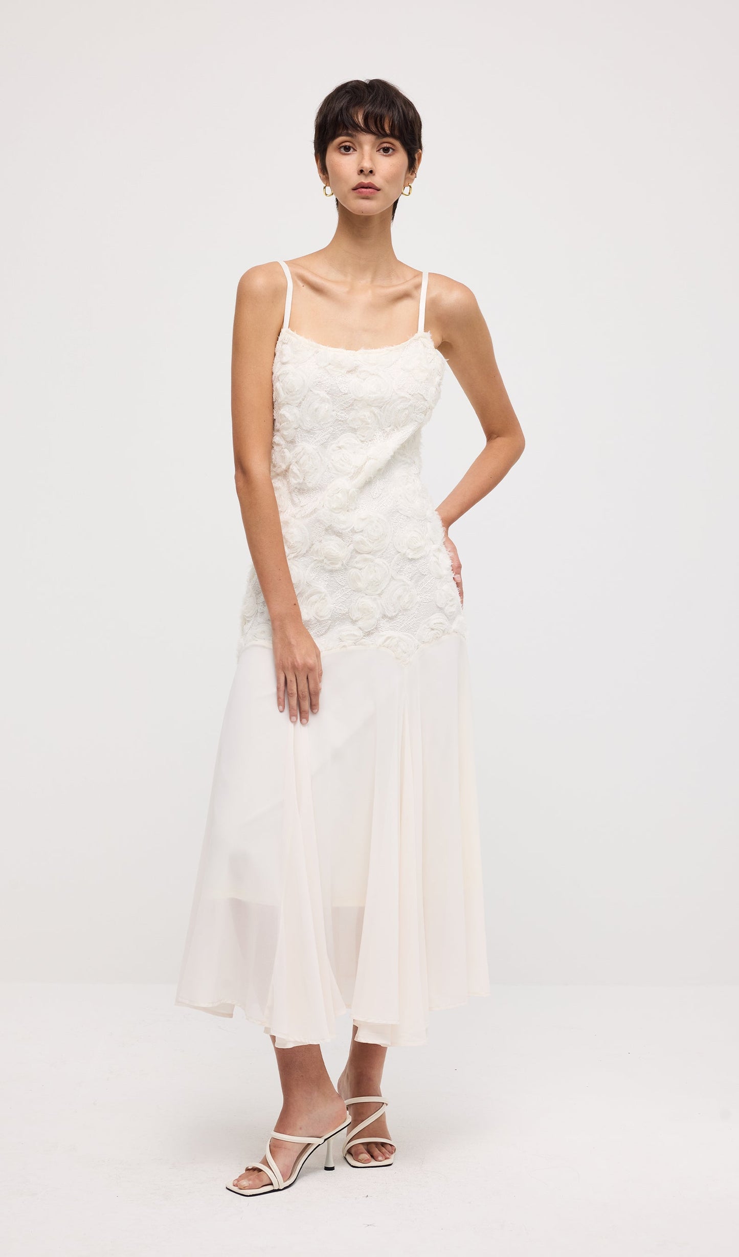 Floral Embroidered Pleated Hem Midi Dress