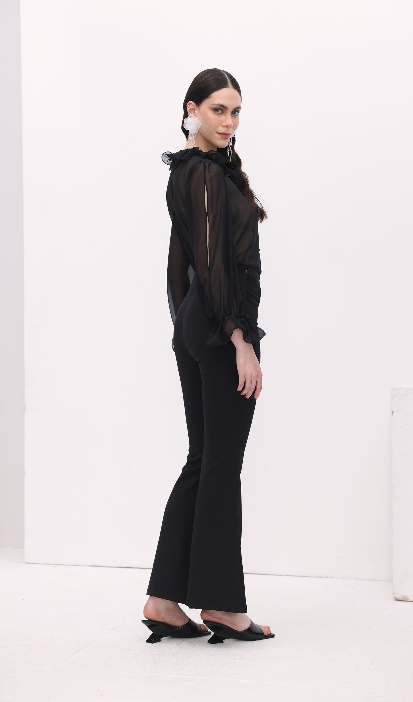 Florwer Detail High Waist Flared Trousers