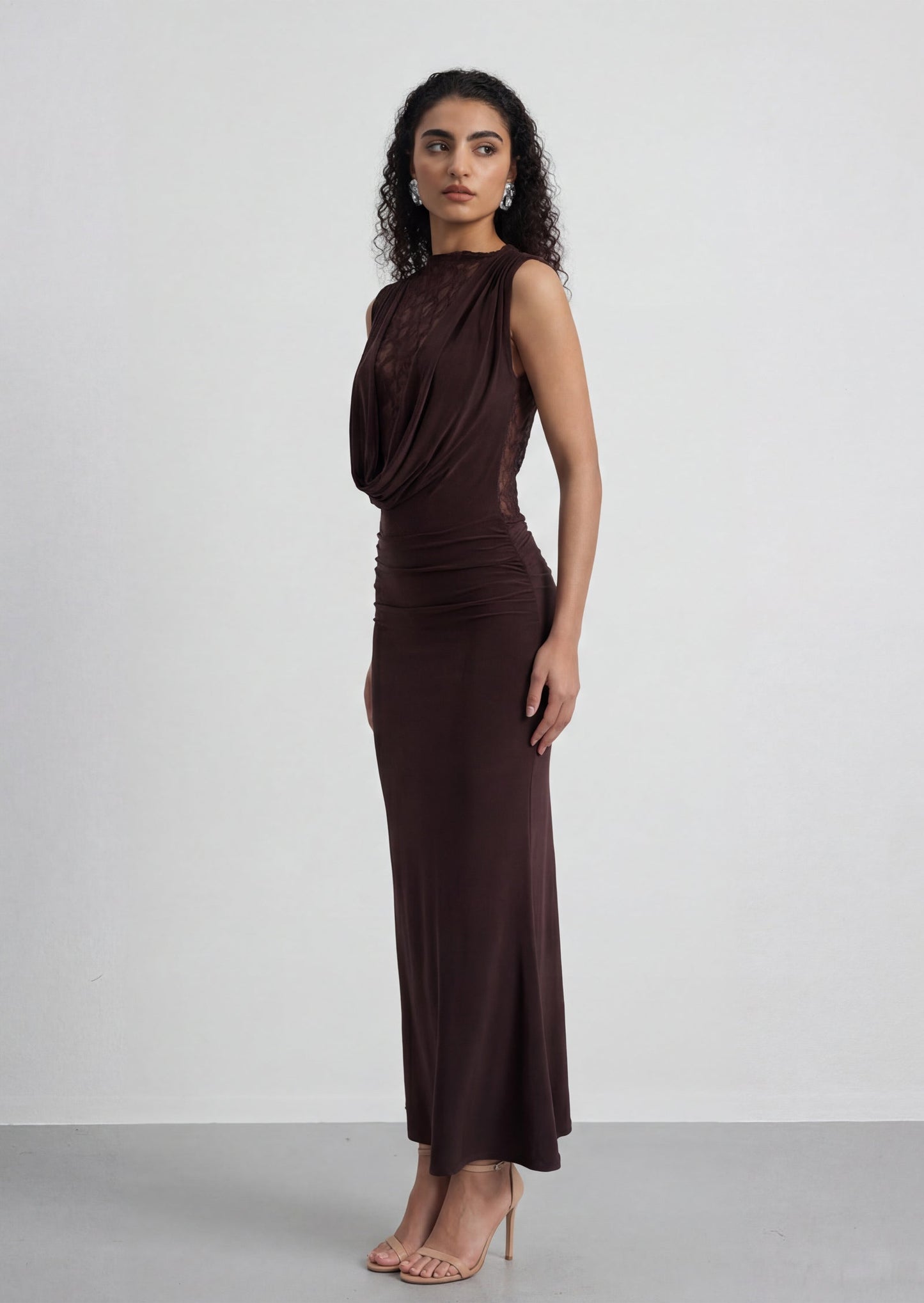 Sleeveless Lace Bodice Ruched Maxi Dress
