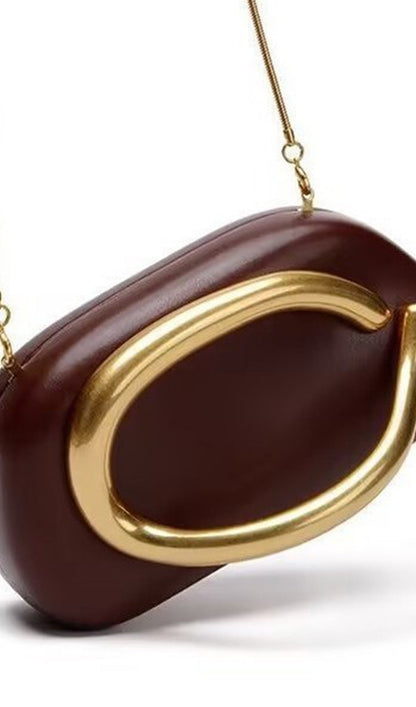 Sculpted Clutch