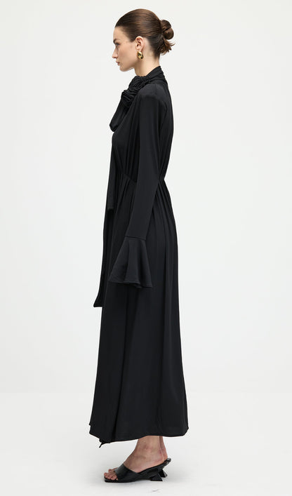 Flower V-Neck Pleated Slit Maxi Dress In Black