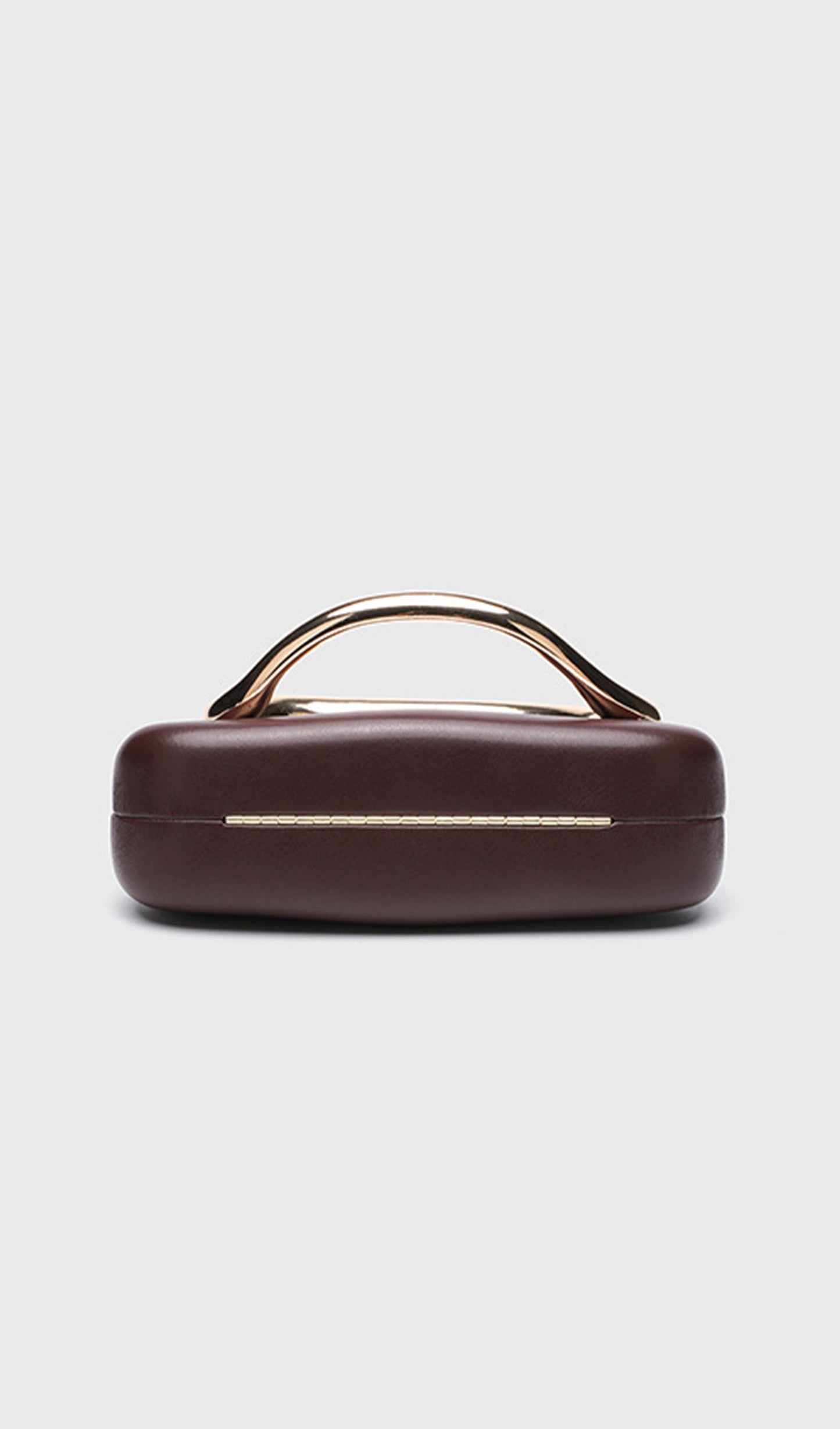 Sculpted Clutch