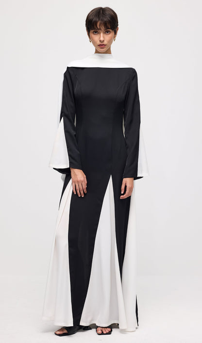 Knitted Triangular Inserts Maxi Dress In Black