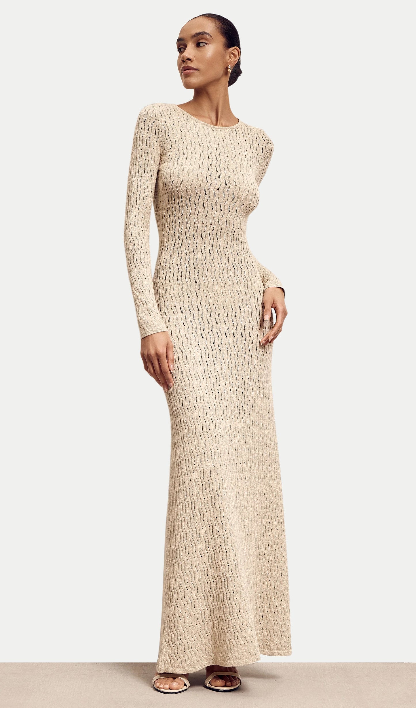 Backless Round Neck Long Sleeved Knit Dress In Apricot