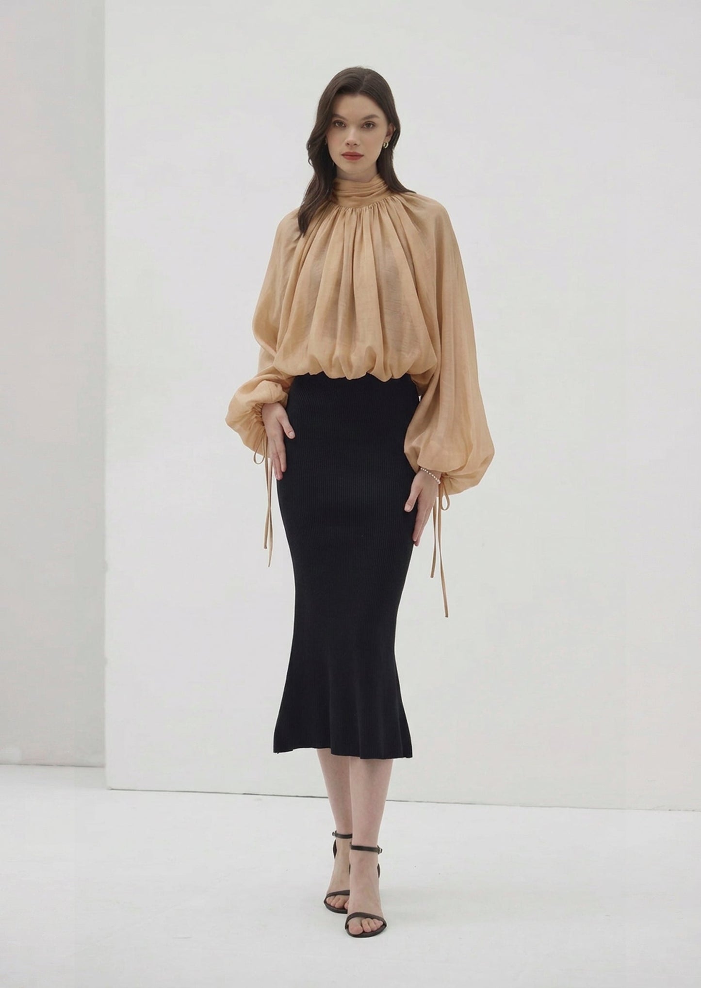 Hexila Balloon Sleeve Volume Blouse In Beige