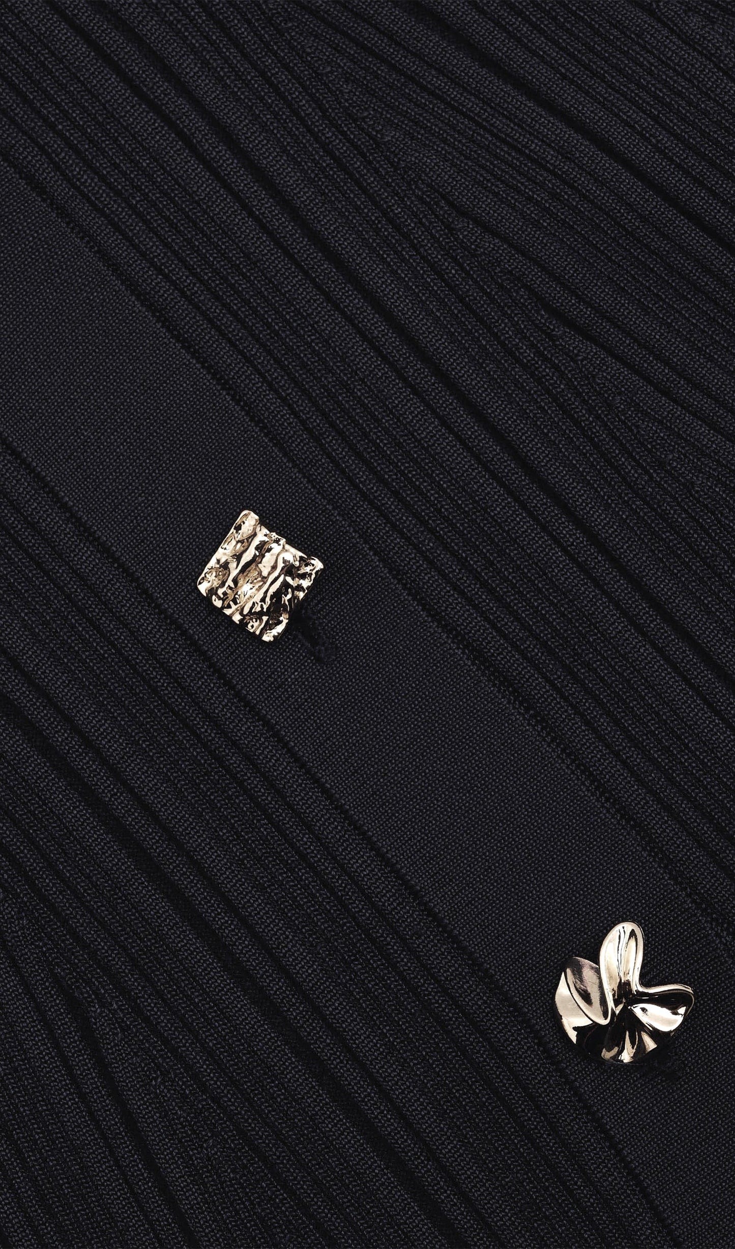 Metallic Button Knit Midi Dress Black