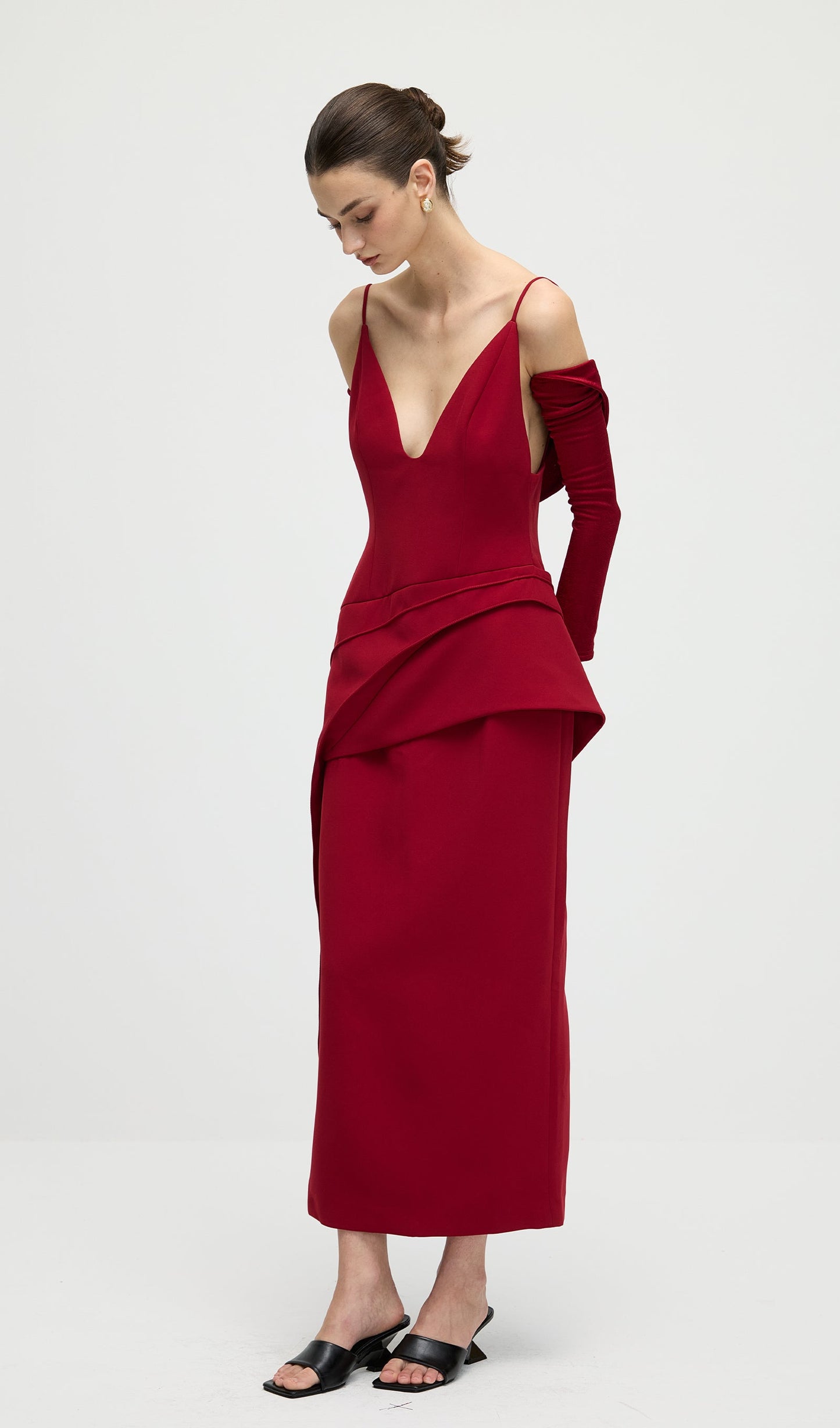 A Line Maxi Dress With V Neckline In Red