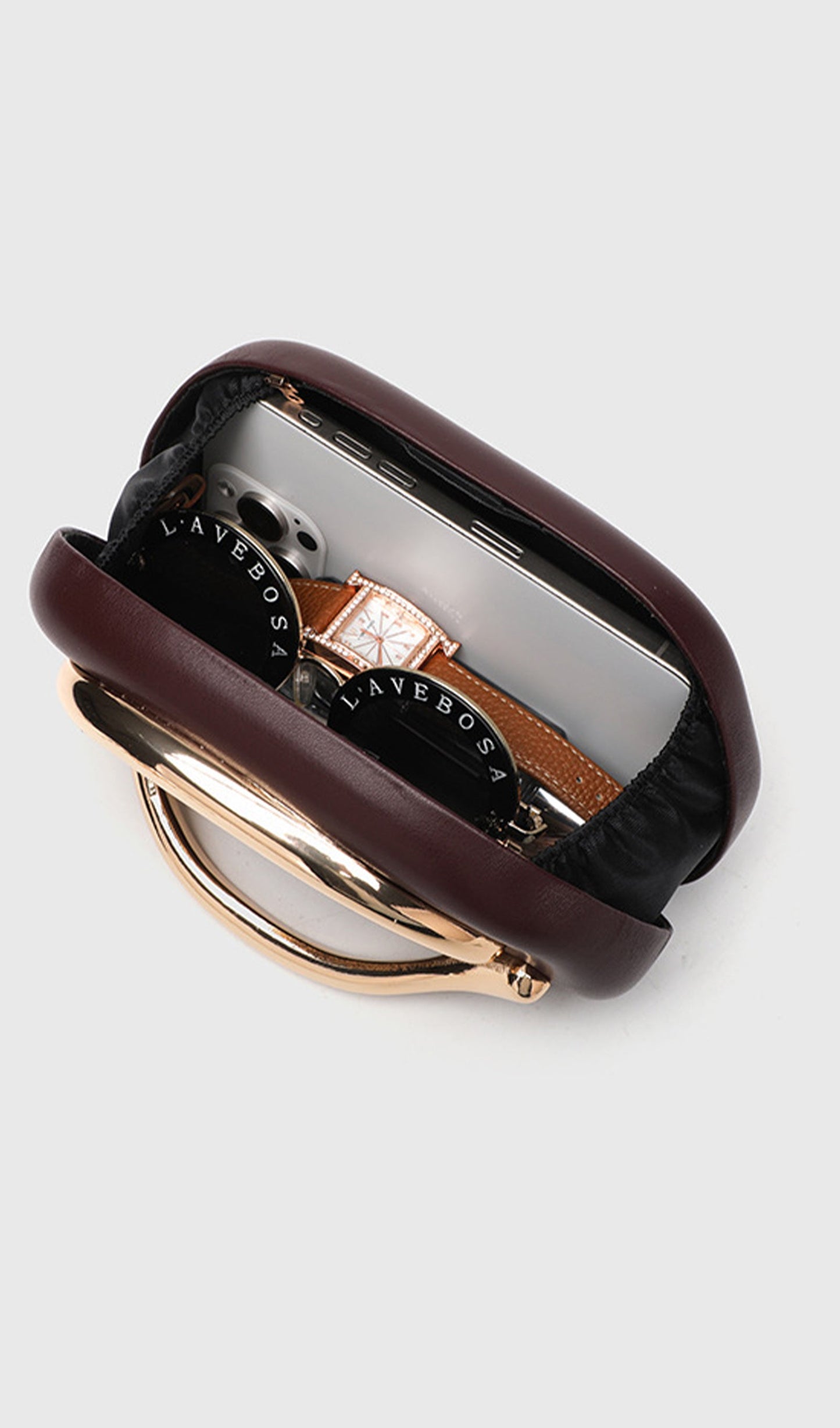 Sculpted Clutch