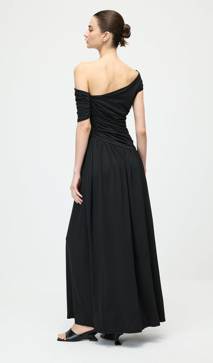 Black Off Shoulder Pleated Maxi Dress