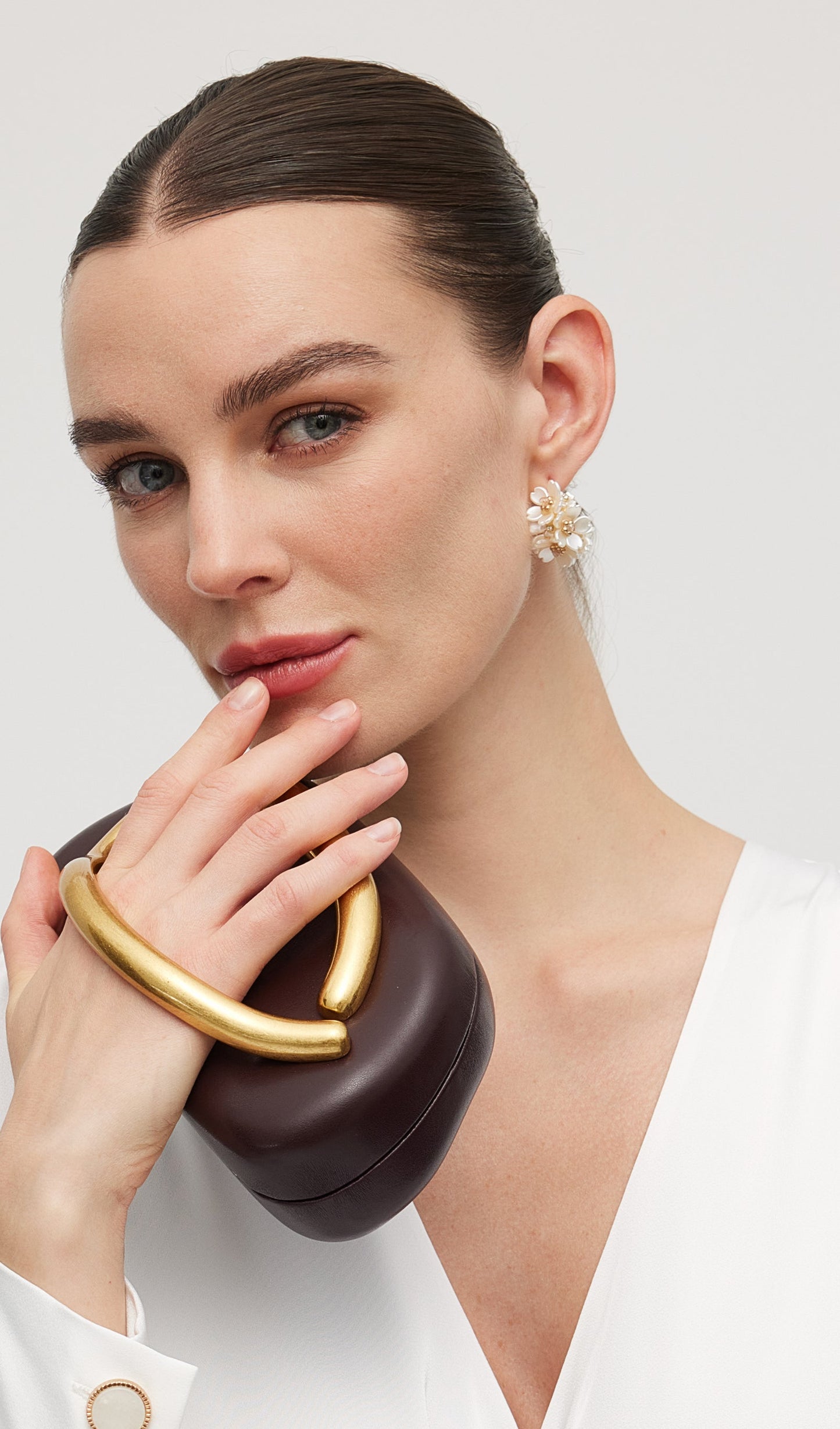 Sculpted Clutch