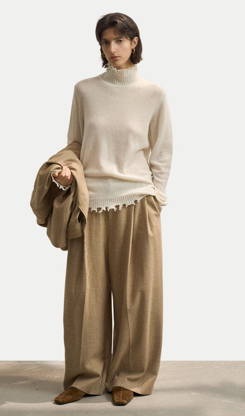 Wool Turtleneck Knit Top In Apricot